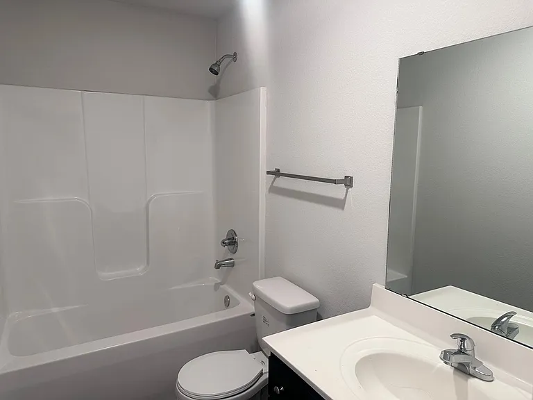 1417 NE Mary Ct — Photo 16