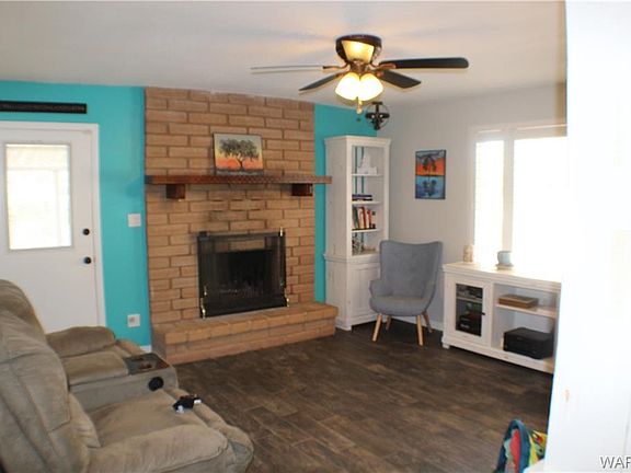 4th image of 1045 Lydia Dr