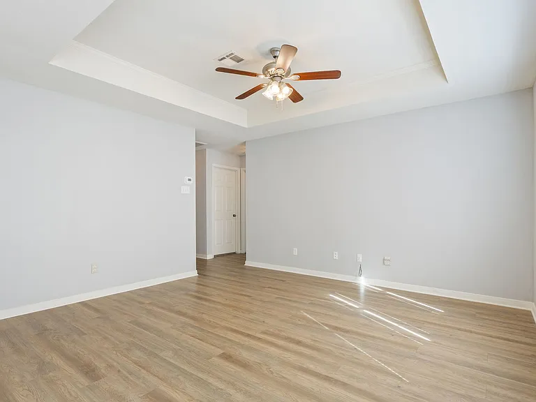 10316 Hyacinth Ln #B — Photo 6
