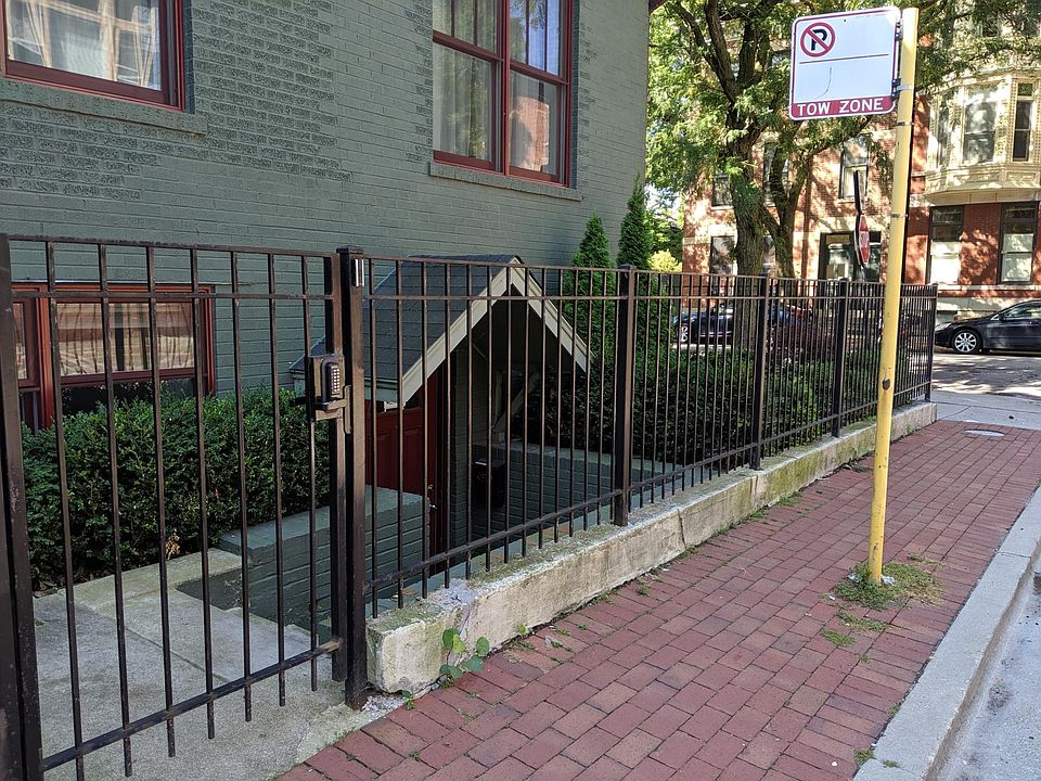 1st image of 245 W Willow St