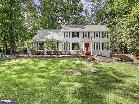 4th image of 7267 Seaton Ln