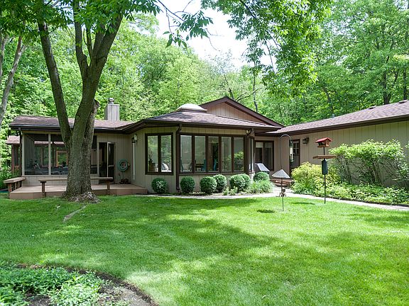 4th image of 474 White Oak Ln