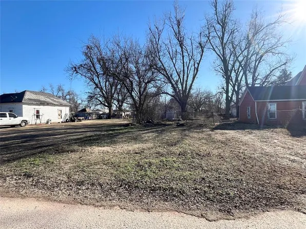 819 El Reno Ave #5, Chickasha, OK 73018