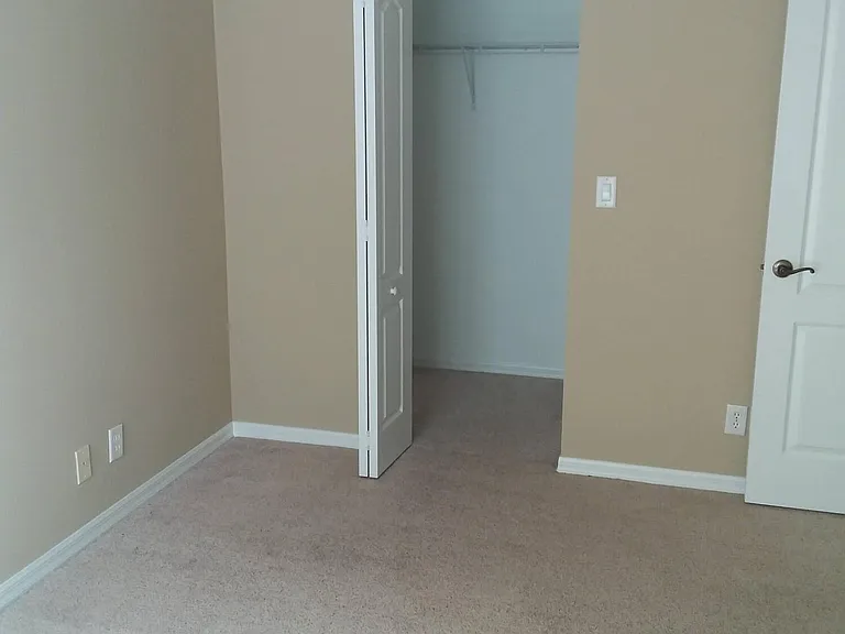 2410 SE Union Park Dr — Photo 24