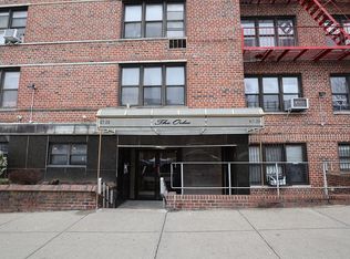 87-20 175th St APT 3J, Jamaica, NY