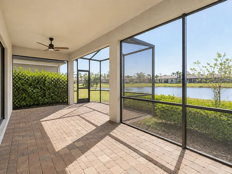2235 Yellowfin Cir — Photo 31