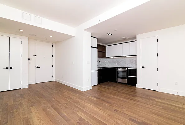 Rented by Nooklyn NYC LLC | media 44