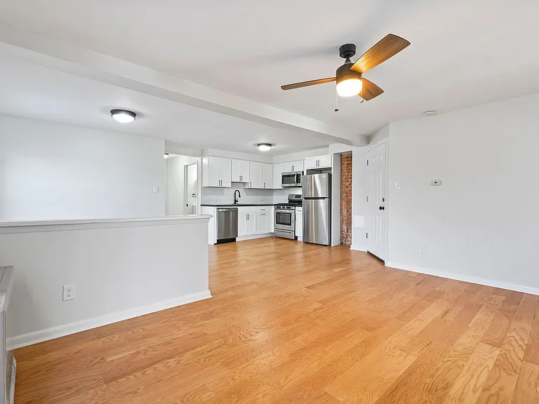 42-44 Saratoga Ave — Photo 32