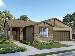 1215 S Traverse Dr, Madera, CA 93636