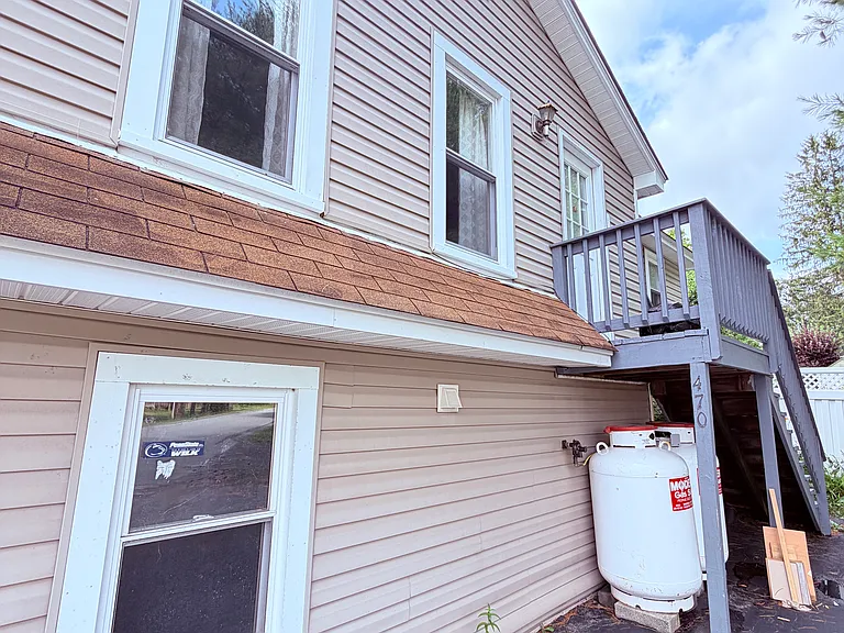 470 Crestmont Dr — Photo 9