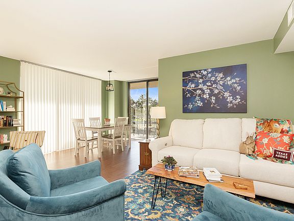 5th image of 511 Aurora Ave Unit 318