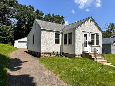 2065 Reaney Ave E, Saint Paul, MN, 55119