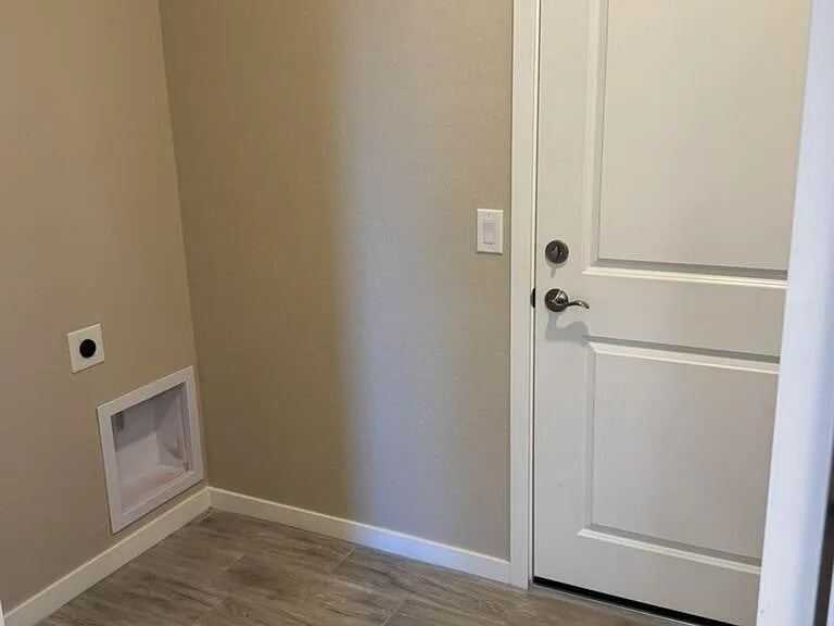 15235 S Country Club Dr — Photo 13