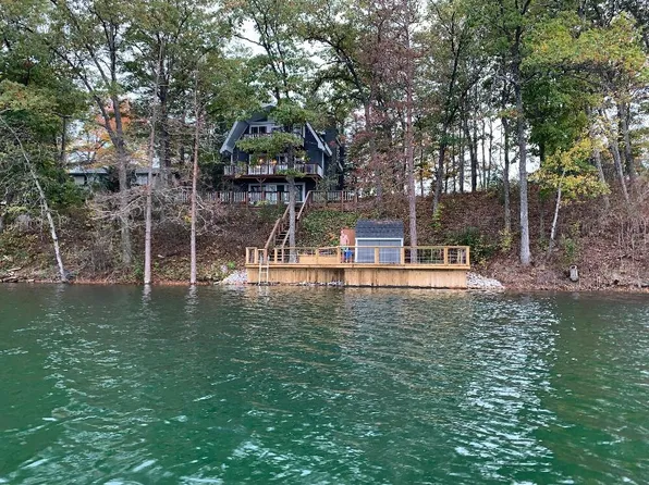 6309 Honey Ln, Johannesburg, MI 49751