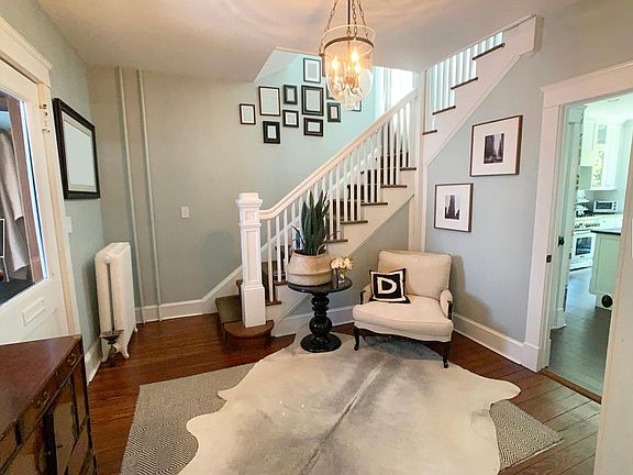 3rd image of 5 Oaklawn Ave