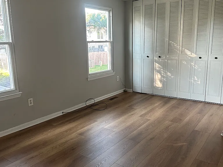 8414 Klarey Ct — Photo 19