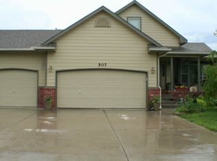 507 E Scott Dr, Augusta, KS 67010