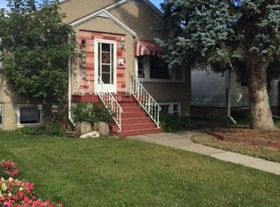 Basement 74 Ave #9510, Edmonton, AB T6E1E4