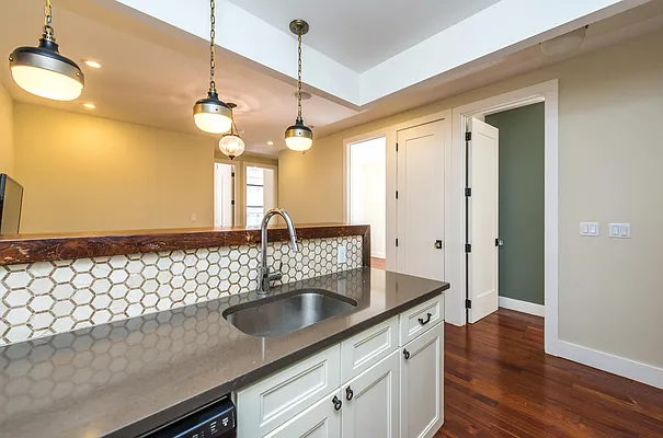 Rented by Nooklyn NYC LLC | media 37