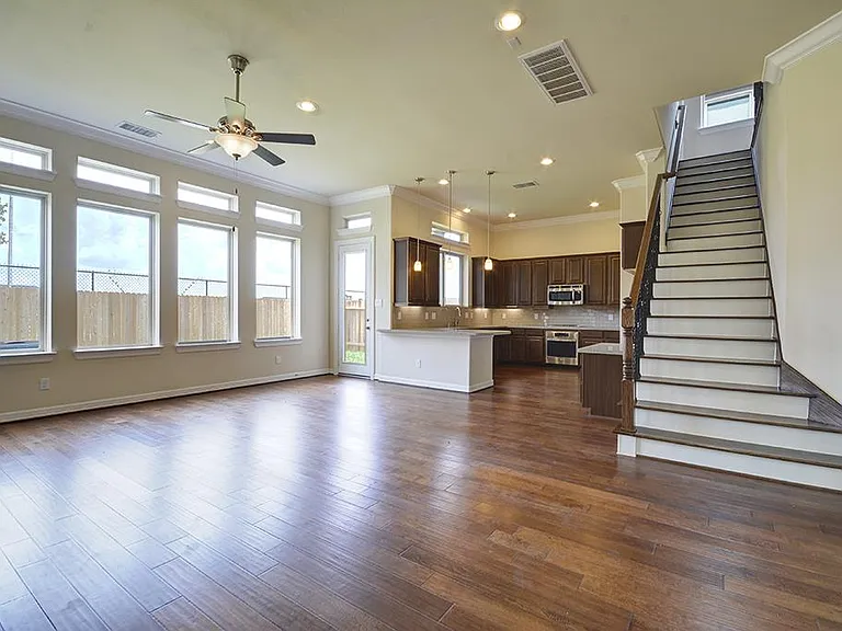 Dartmoor Terrace Dr — Photo 8