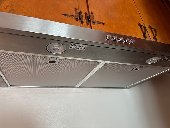 Brand new range hood