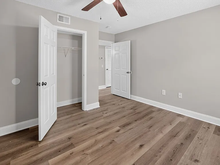 Commerce Street Manor — Photo 30