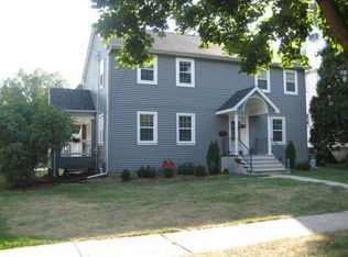 906 Oakland Ave, Madison, WI 53711