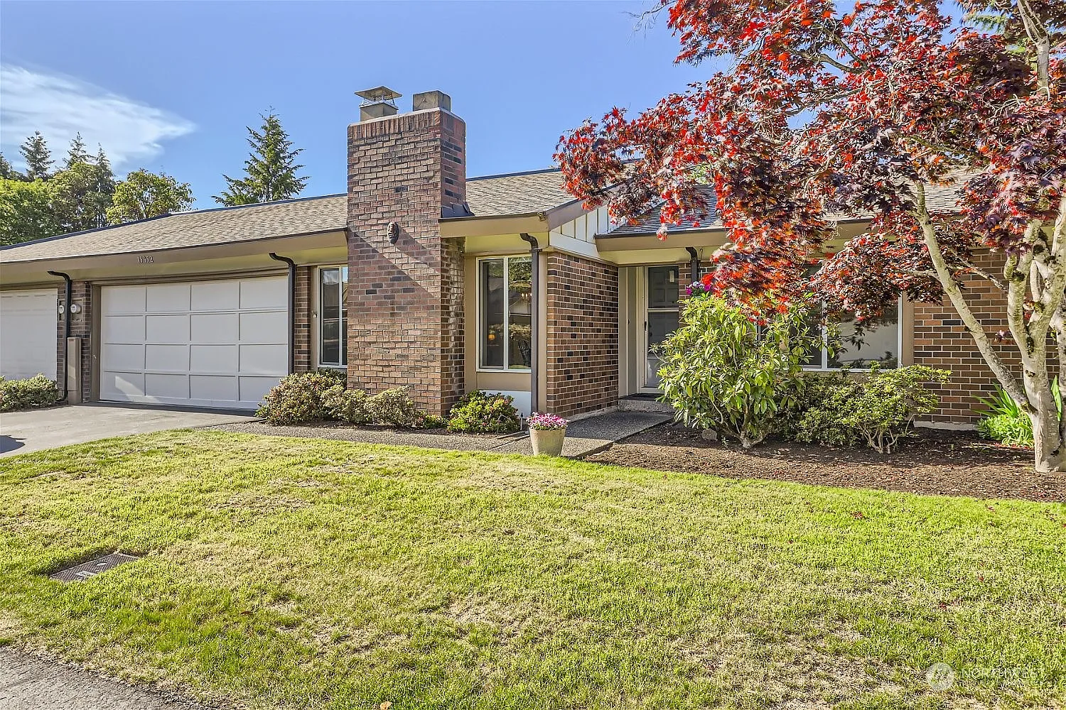 15952 NE 15th Street photo 1
