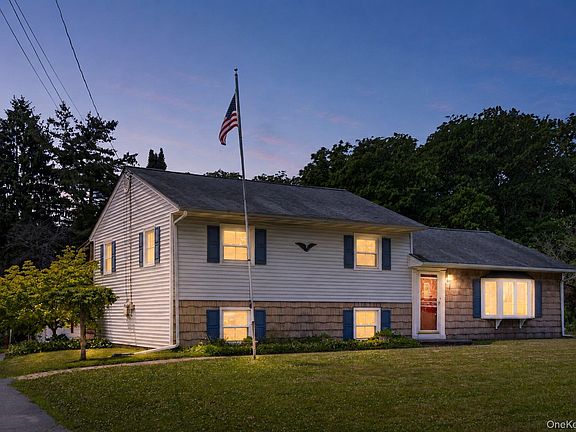2nd image of 20 Hudson Drive