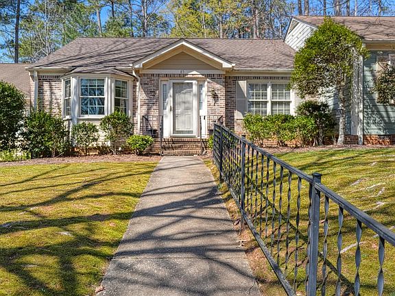 2nd image of 85 Forest Oaks Way