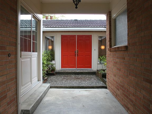 5th image of 6024 197th Ave E