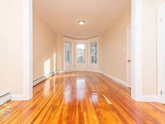 2nd image of 477 Bainbridge St #22