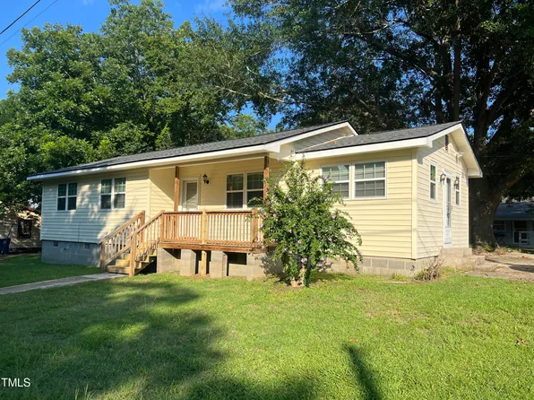 902 N Magnolia Ave, Dunn, NC 28334
