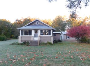 9576 S Eddy Rd, Delton, MI 49046