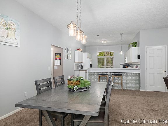 3rd image of 1229 Waukazoo Dr