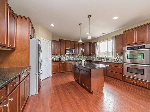 2nd image of 1003 Aristides Dr