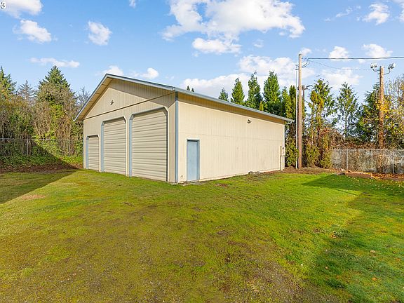 4th image of 6404 NE 38th St