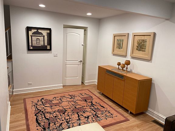 4th image of 7339 Winthrop Way Unit 7