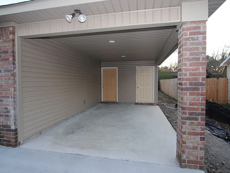 208 Kelso Rd — Photo 14