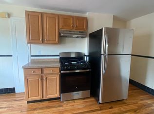 32 Tappan St, Melrose, MA 02176