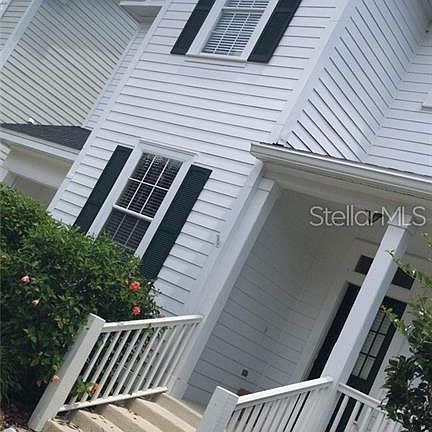 2nd image of 607 Wisteria Ln