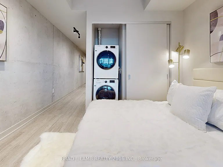 195 McCaul St #1014 — Photo 14