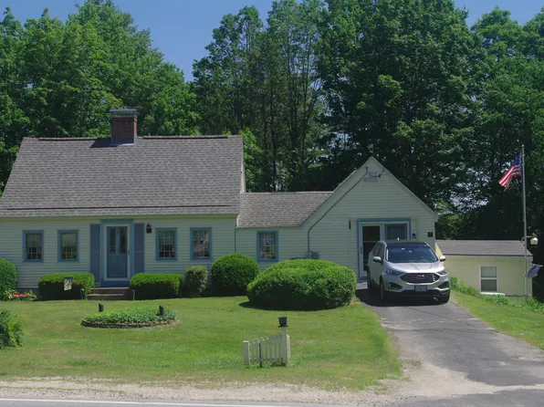979 River Road, Hollis, ME 04042
