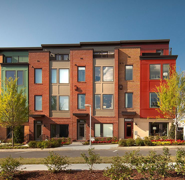 1st image of 2902 Penny Ln