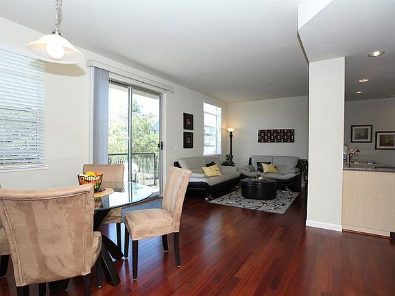 3rd image of 1069 Saginaw Ter Unit 203