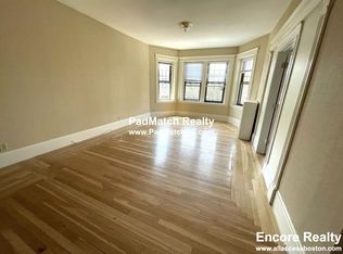 109 Saint Paul St #D, Brookline, MA 02446