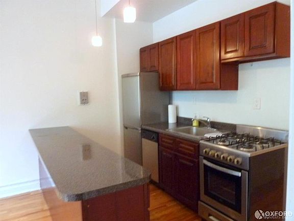 3rd image of 436 Eastern Pkwy APT 1B