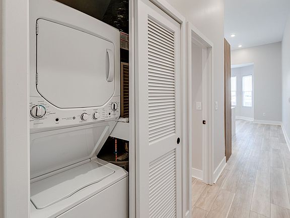 2nd image of 1231 Belmont Ave #2-5