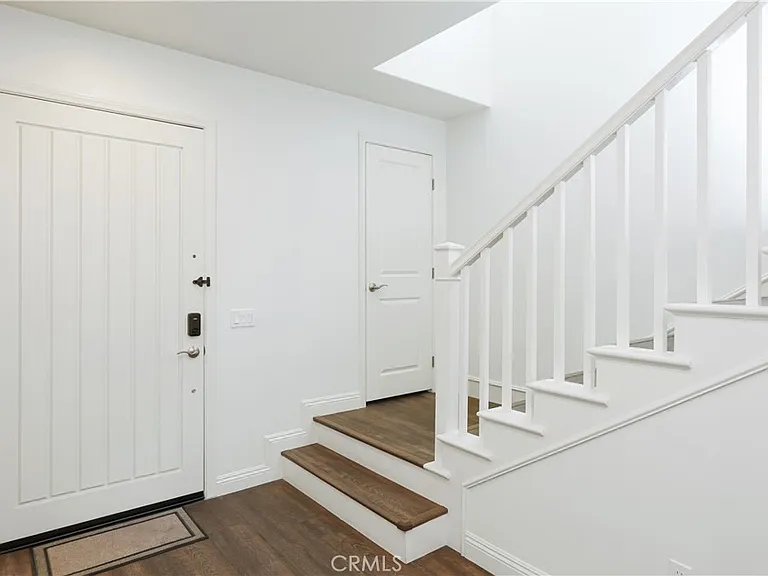 37 Larkfield — Photo 9