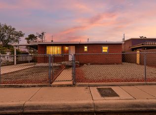 461 60th St NW, Albuquerque, NM 87105